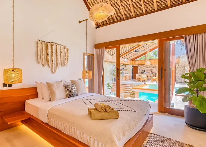 Vienna - New 8bdr Jacuzzi Sauna And Cinema Seminyak (Bali)