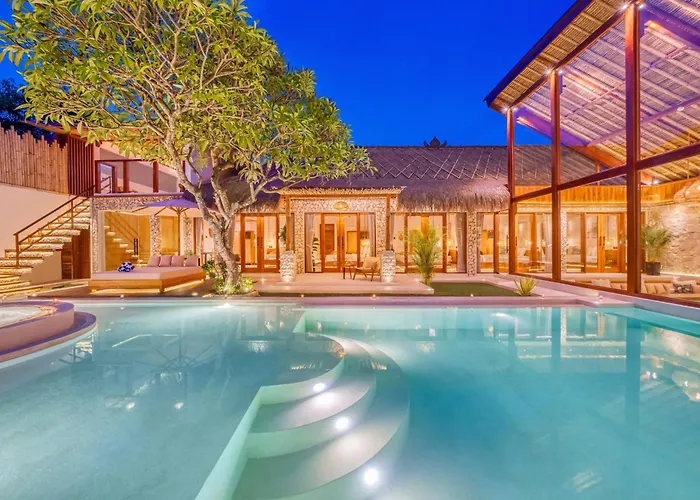 Villa Vienna - New 8bdr Jacuzzi Sauna And Cinema *