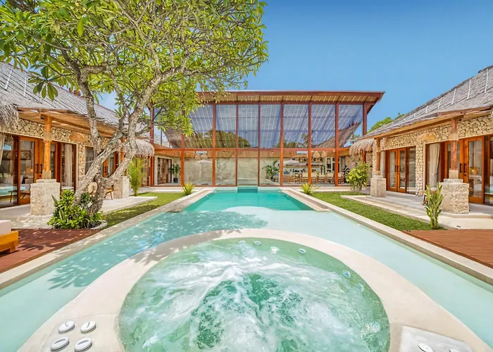 Vienna - New 8bdr Jacuzzi Sauna And Cinema Villa Seminyak (Bali)