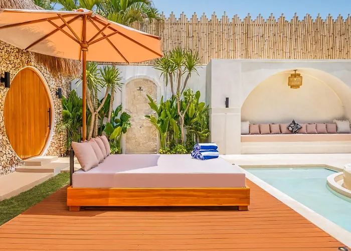 Villa Vienna - New 8bdr Jacuzzi Sauna And Cinema Seminyak (Bali)